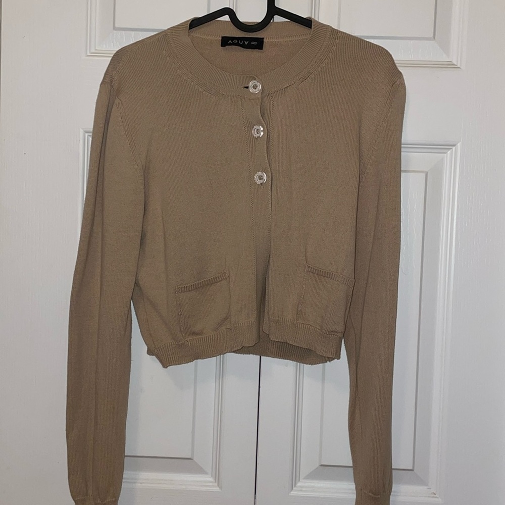 BEIGE CROPPED CARDIGAN SWEATER